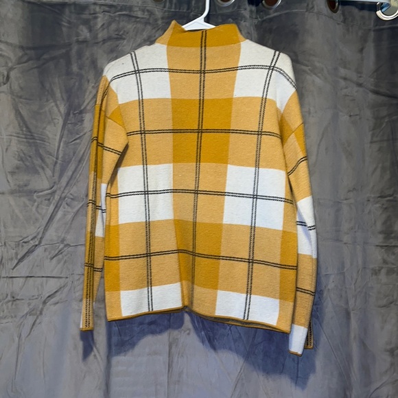 Rachel Zoe Sweaters - NWT Rachel Zoe sweater